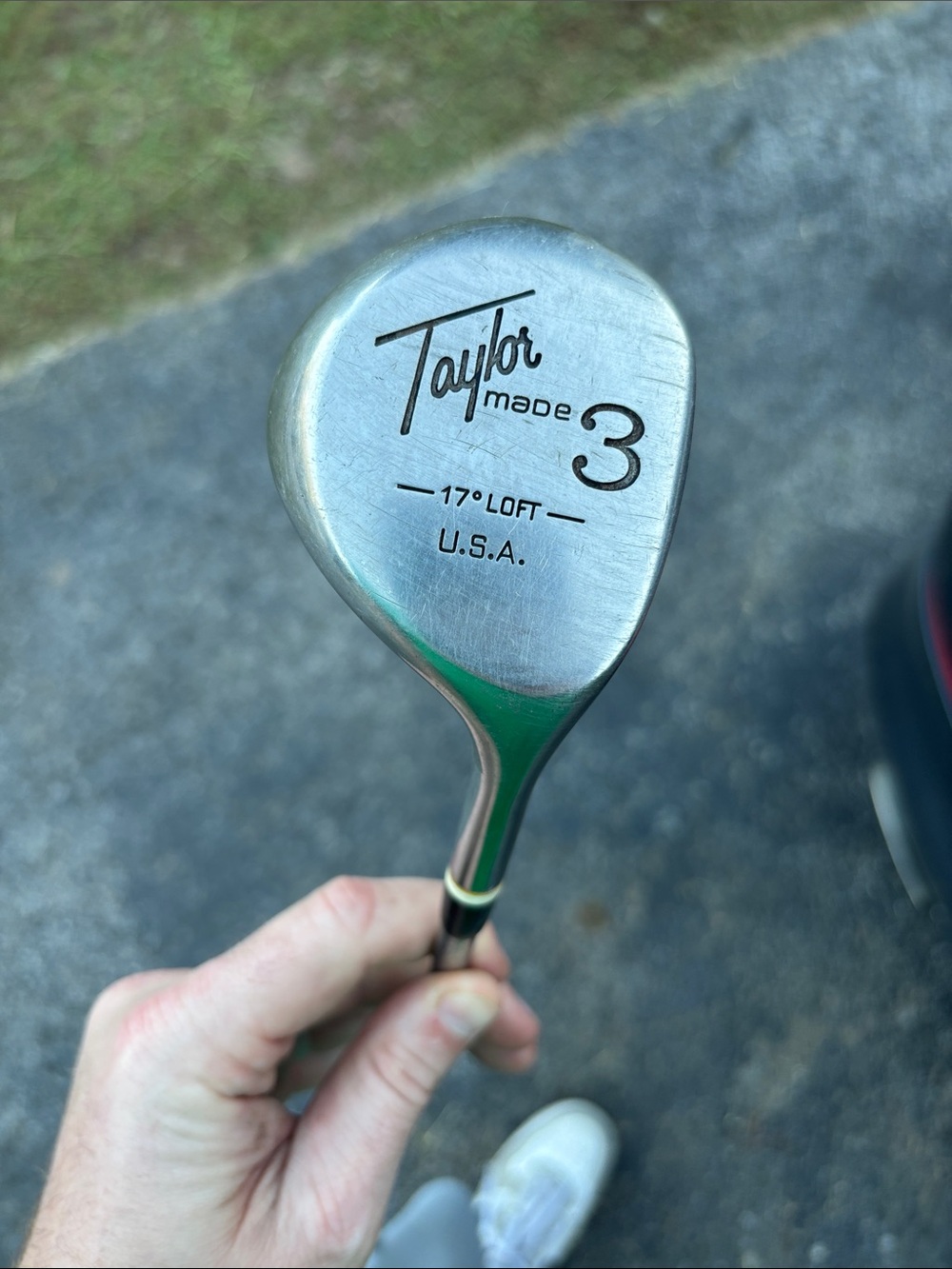 Taylormade 3 wood 17 degree loft golf club